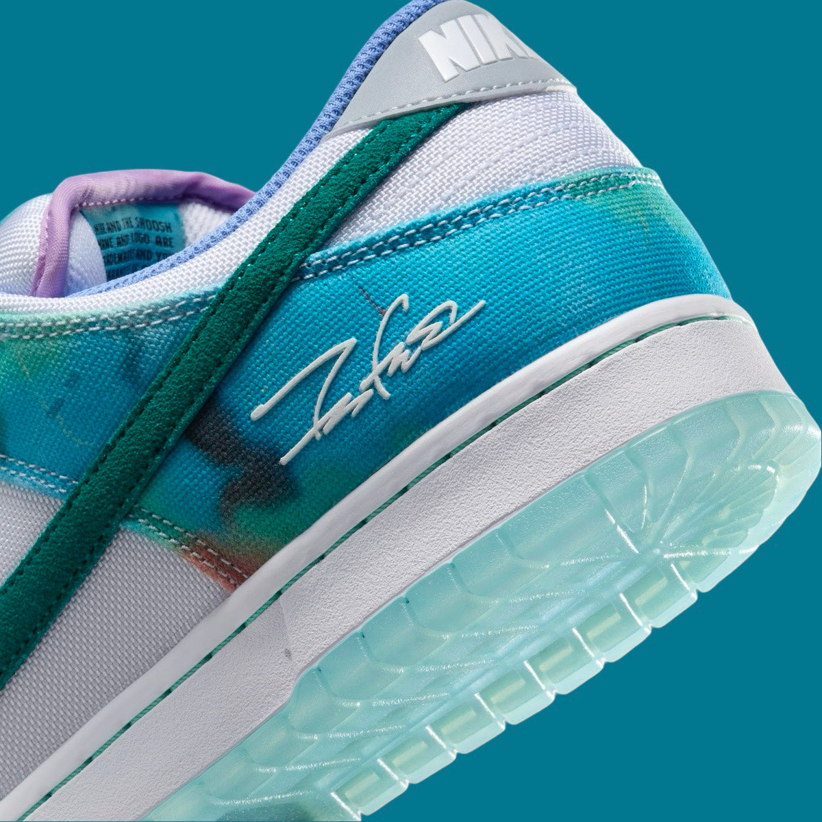 Nike SB Dunk Low Futura Laboratories Bleached Aqua