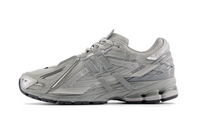 New Balance 1906A Concrete Silver Metallic