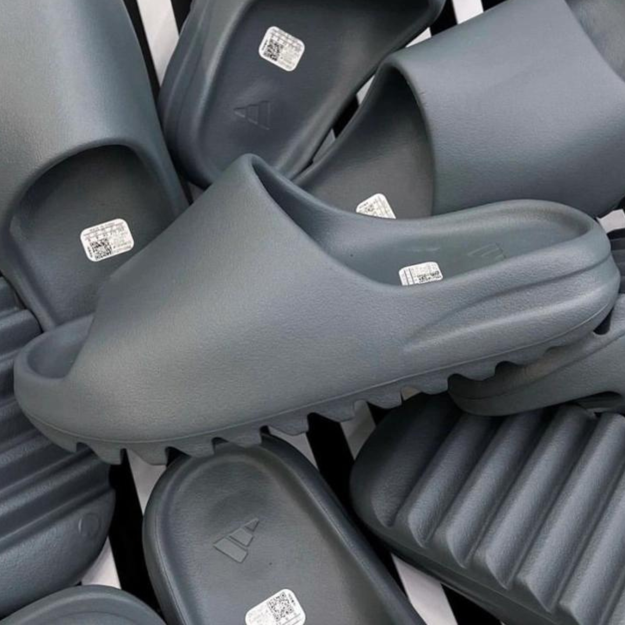 adidas Yeezy Slide Granite