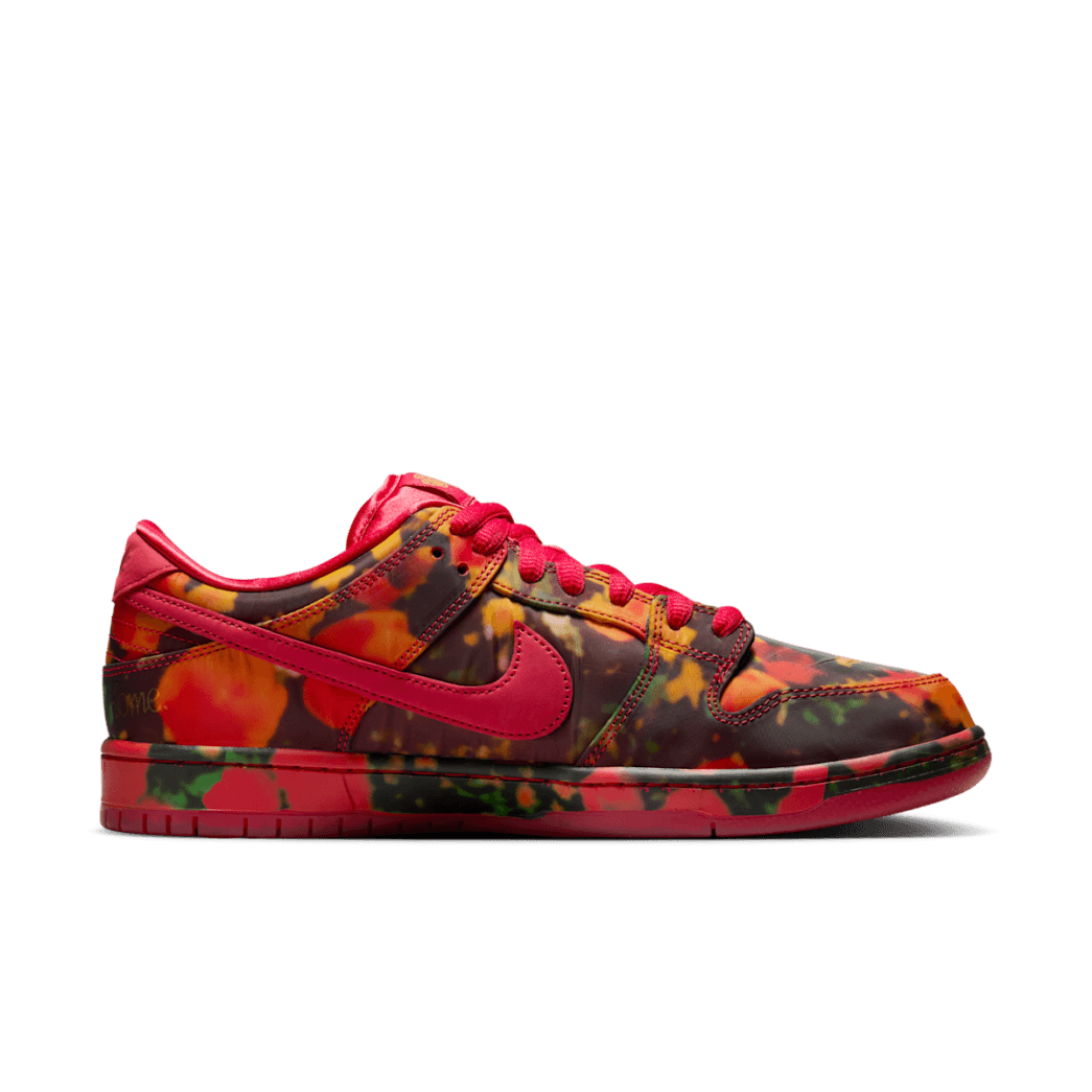 Nike SB Dunk Low The Wizard of Oz Poppy Field