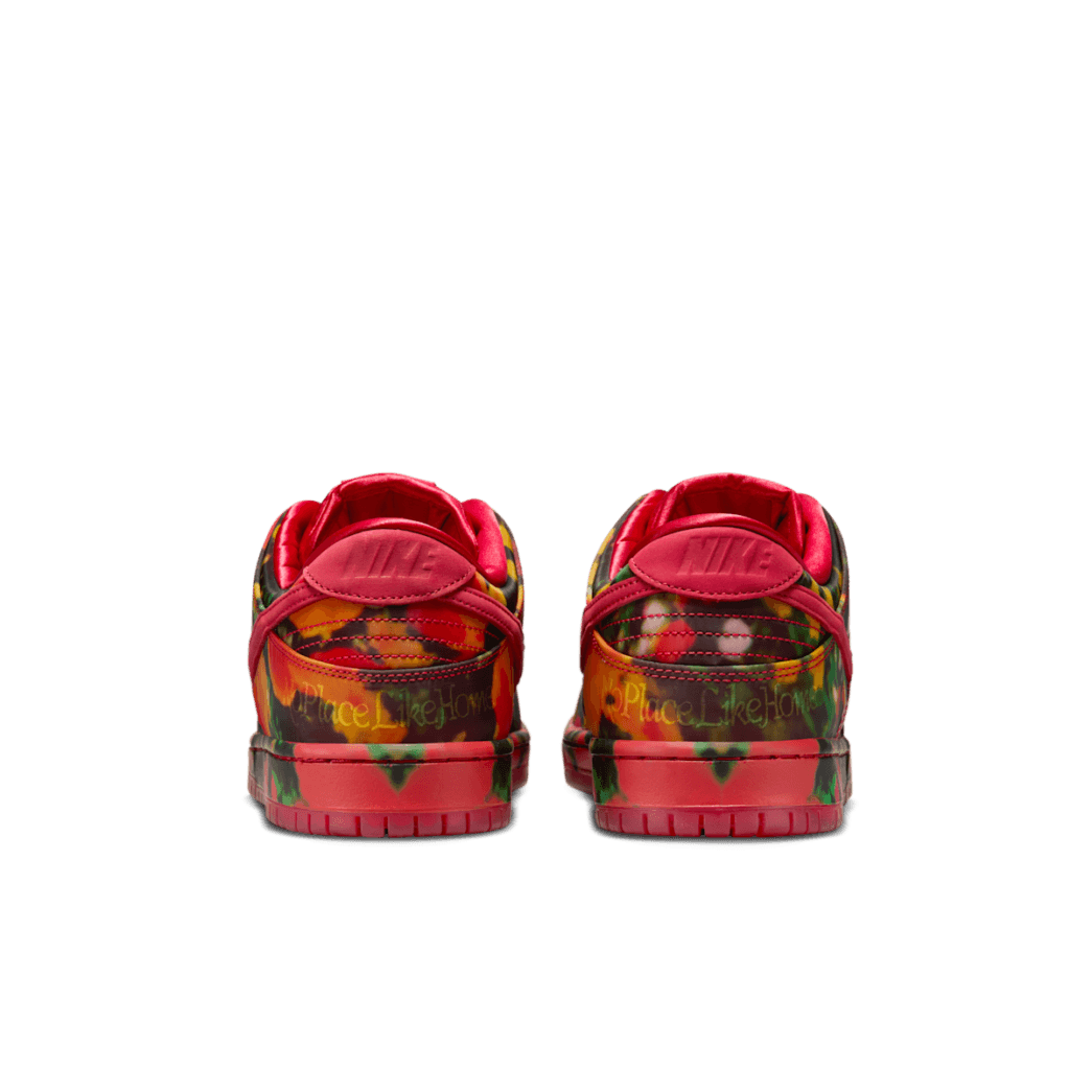 Nike SB Dunk Low The Wizard of Oz Poppy Field