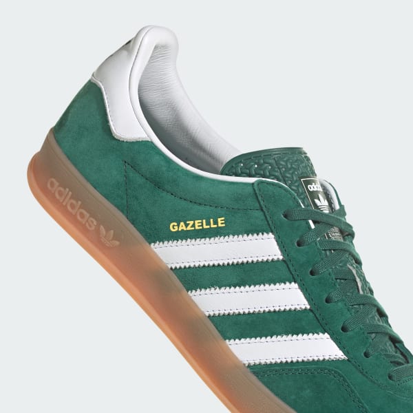 Adidas gazelle green gum on sale