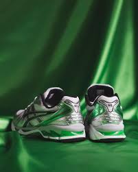 As*ic*s gel-kayano 14 white malachite green