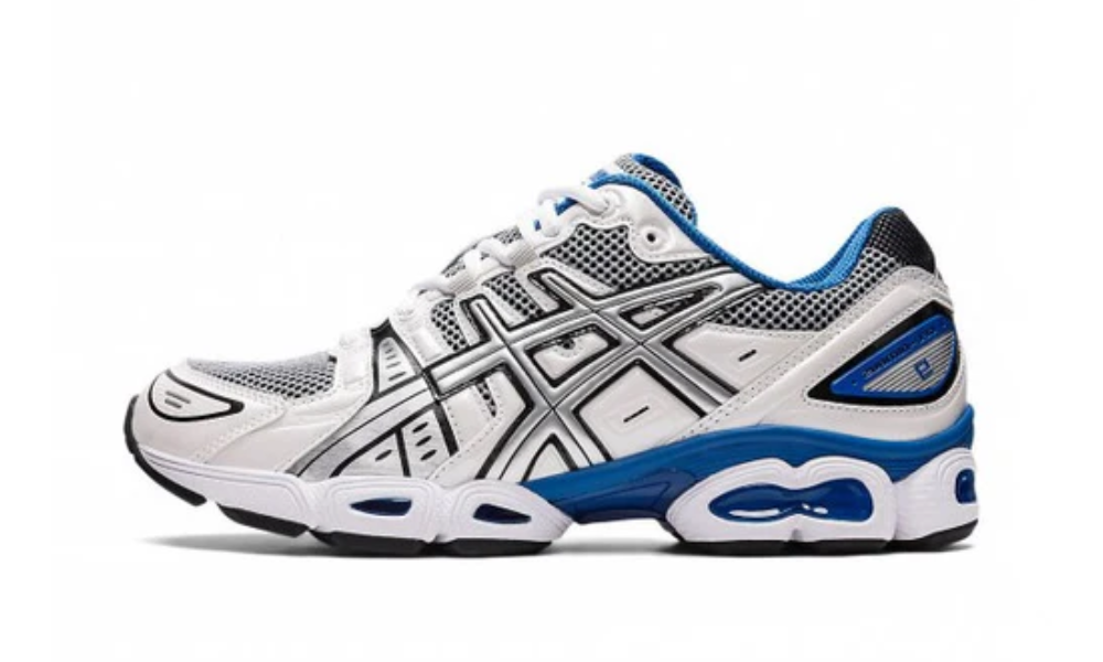 Asics nimbus boys online