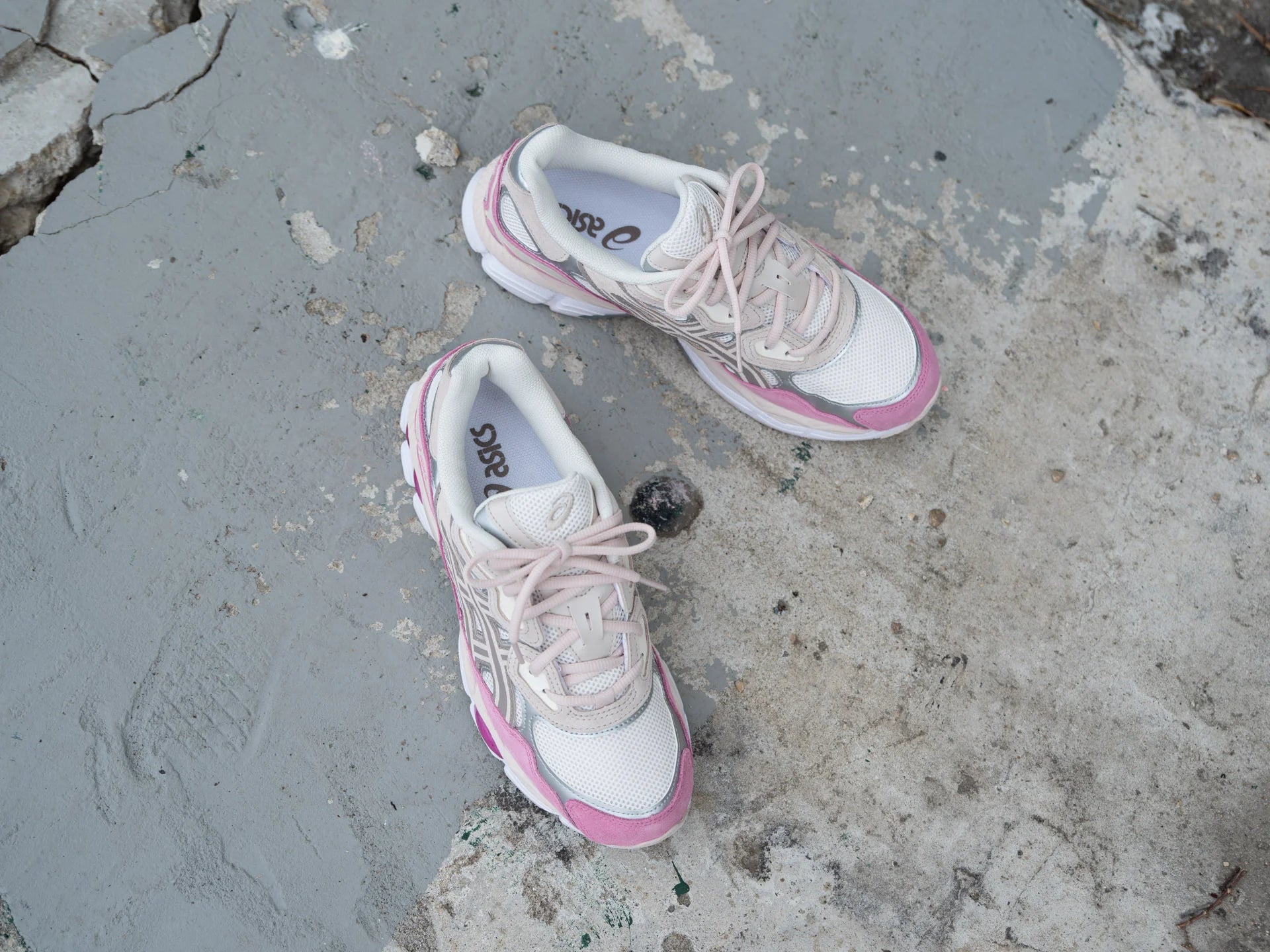 ASICS Gel NYC Cream Mineral Beige Pink