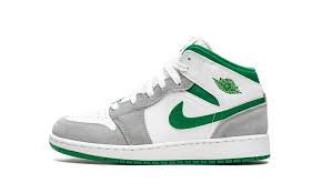 Air Jordan 1 Mid SE White Pine Green Smoke Grey