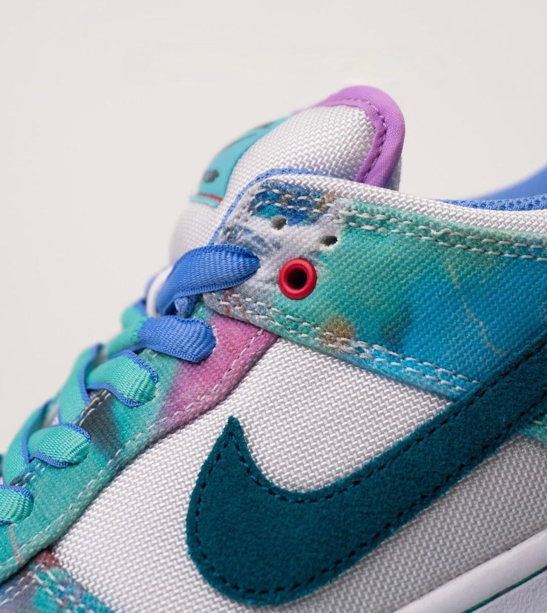 Nike SB Dunk Low Futura Laboratories Bleached Aqua