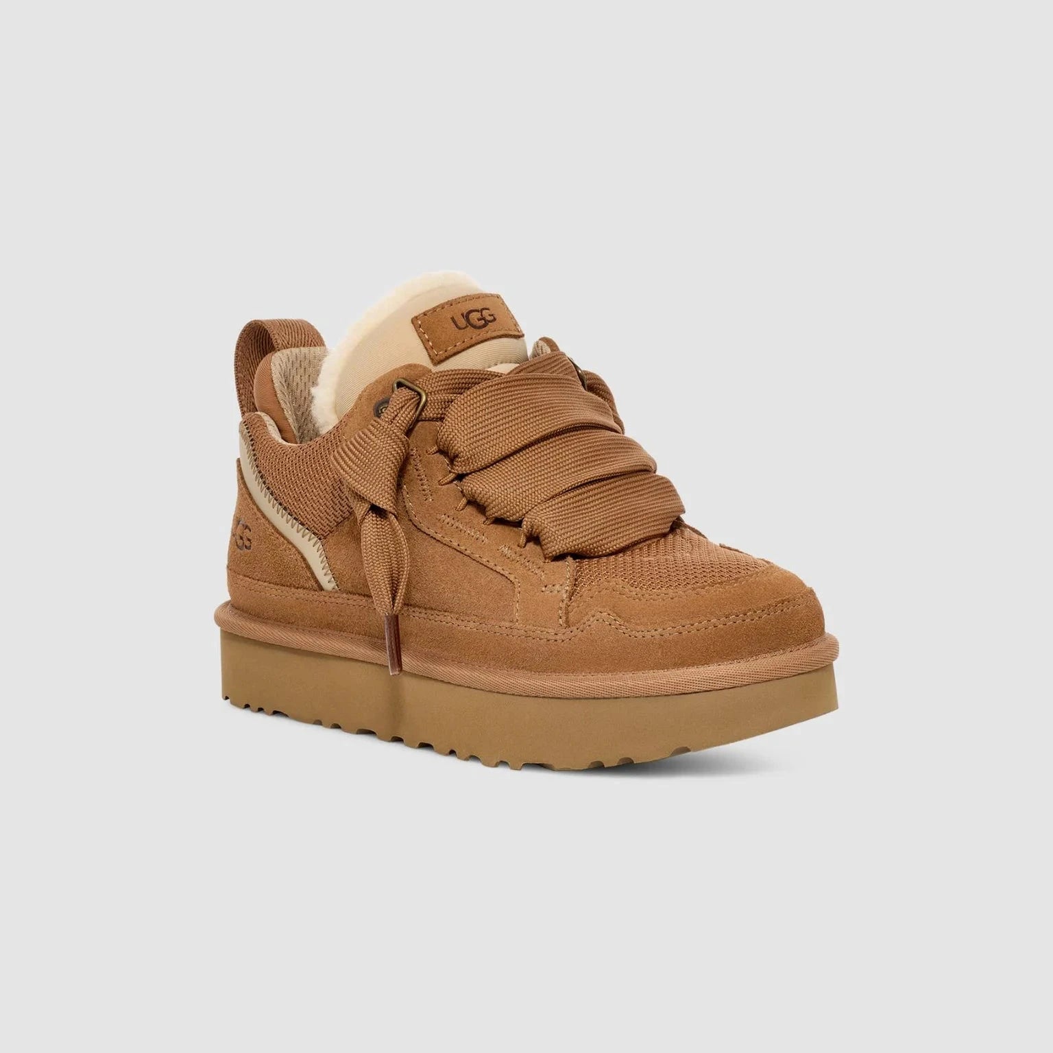 UGG Lowmel Chestnut (Women