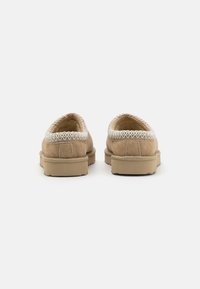 UGG Tasman Slipper Mustard Seed (W)