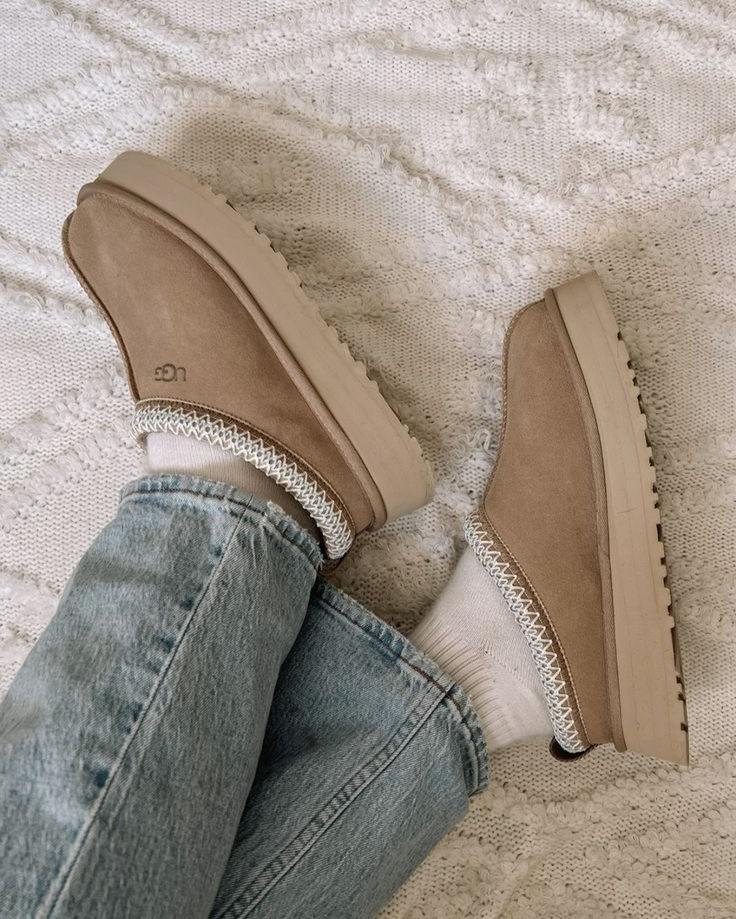 UGG Tazz Slipper Sand (Women's) - Sneakerhype