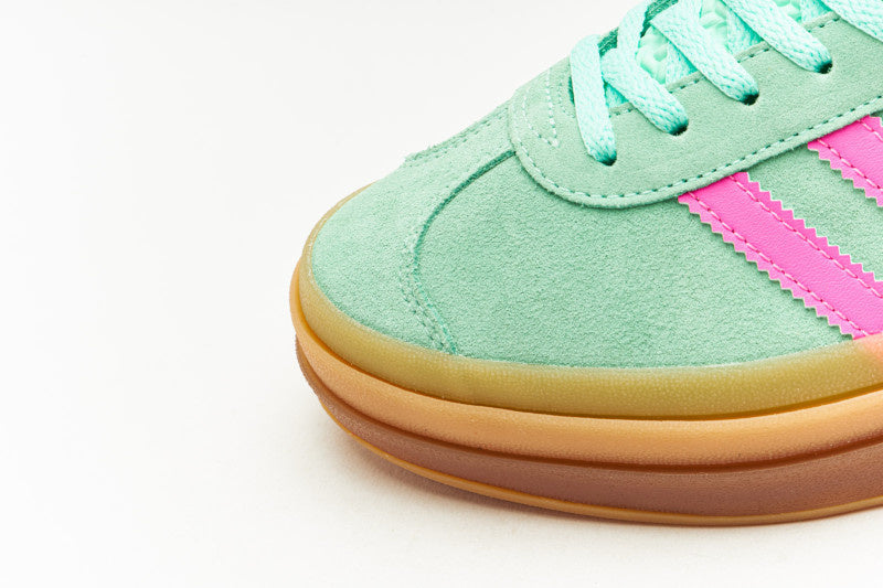 Ad*s gazelle bold pulse mint pink (w)