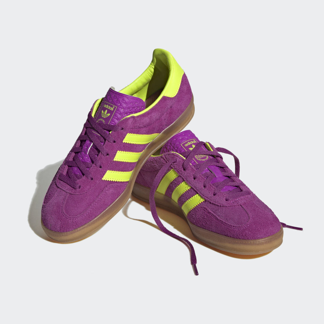 Ad*s gazelle indoor 