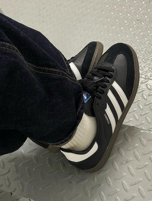 Adidas samba classic on feet hotsell