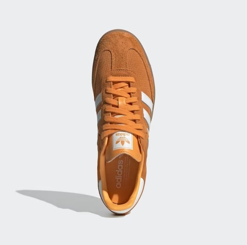 Ad*s samba og orange rush gum