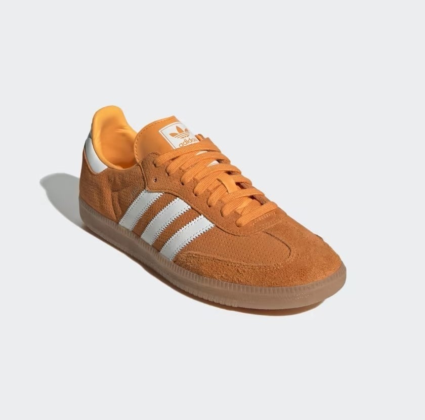 Ad*s samba og orange rush gum