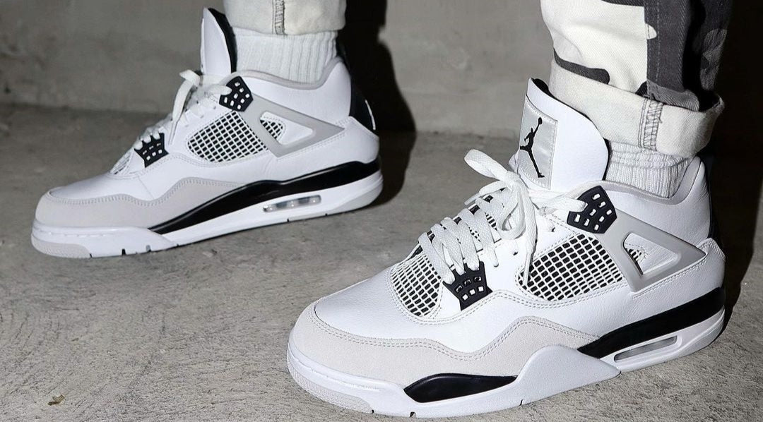 Air Jordan 4 Retro 'Military Black' (GS)