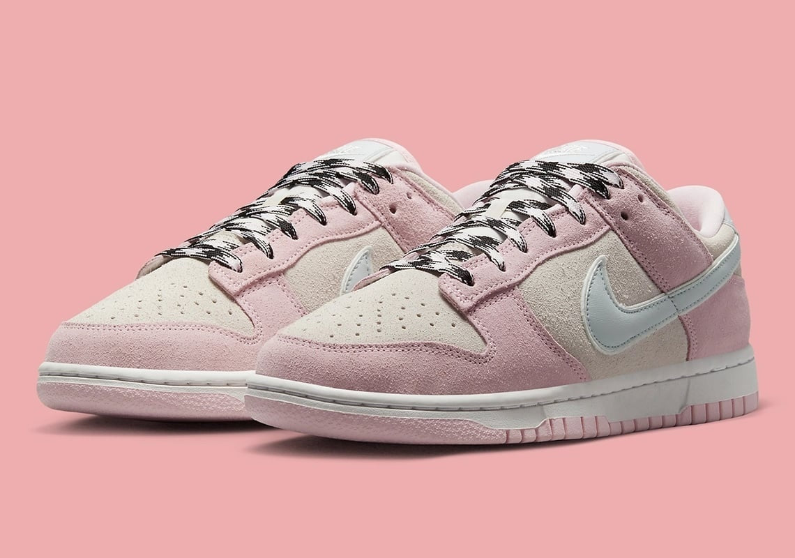 Nike Dunk Low LX 'Pink Foam' (W)