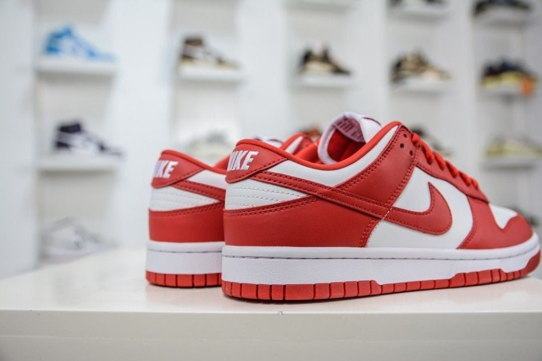 Nike Dunk Low SP St. John's (2020/2023)