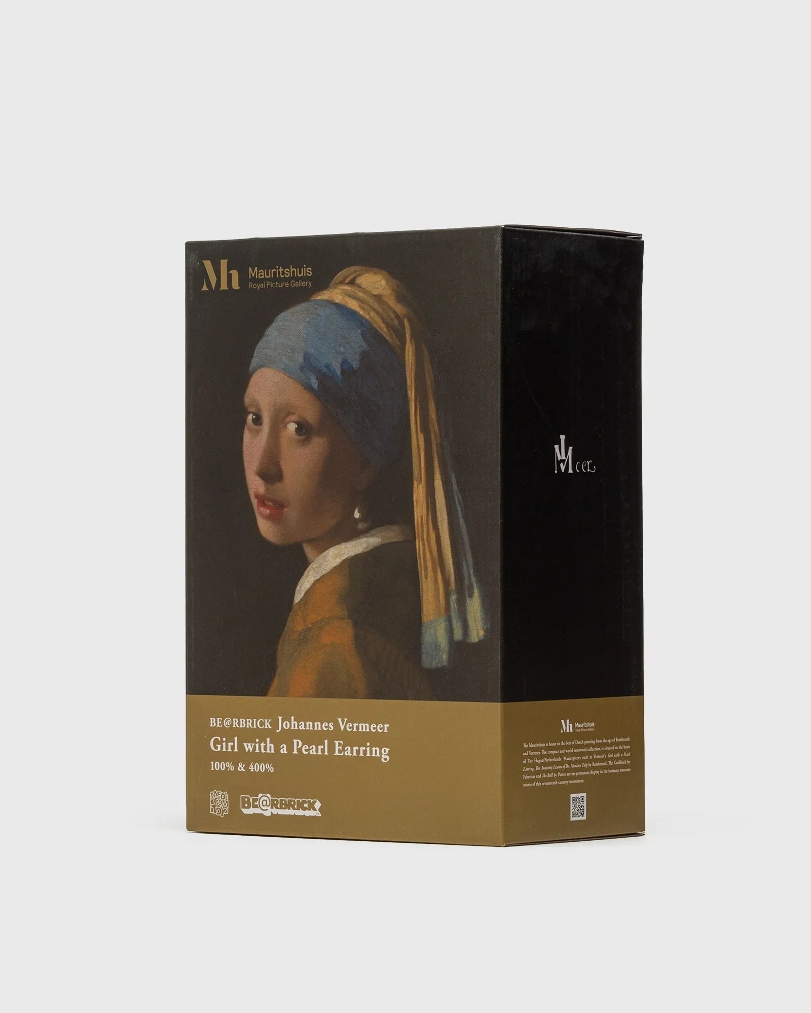 400% & 100% Bearbrick set - Girl with a Pearl Earring by Johannes Vermeer