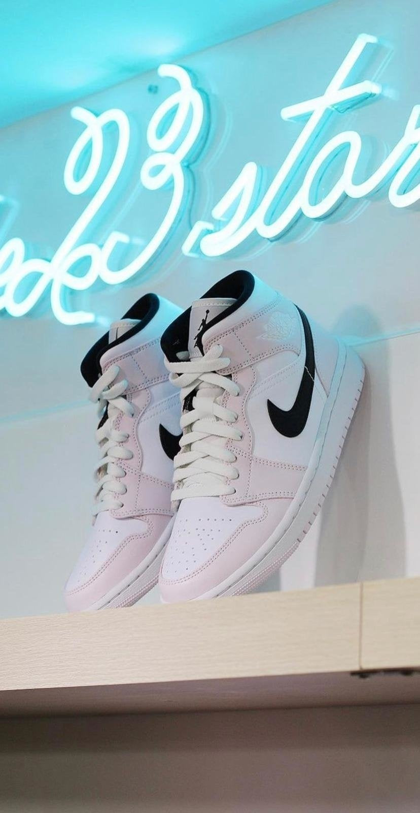 Nike rose jordan best sale