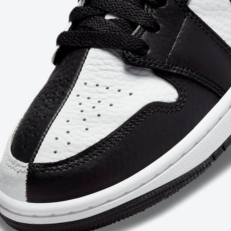 Jordan 1 Mid 'Invert Black White' (W) - Sneakerhype