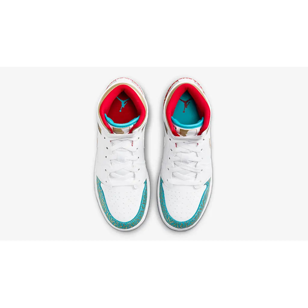 Jordan 1 Mid Sneaker School NC to Chicago (GS)