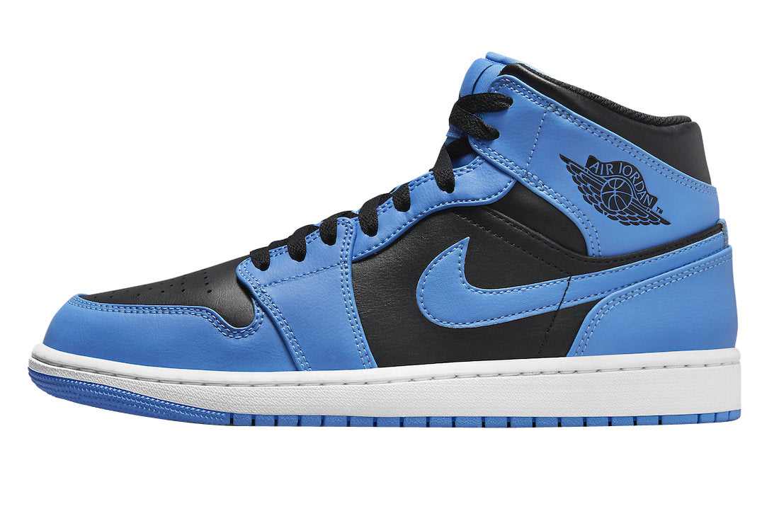 Air Jordan deals 1 university blue