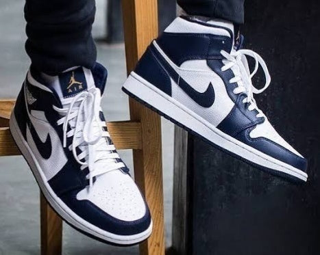 Air Jordan 1 Mid White Metallic Gold Obsidian