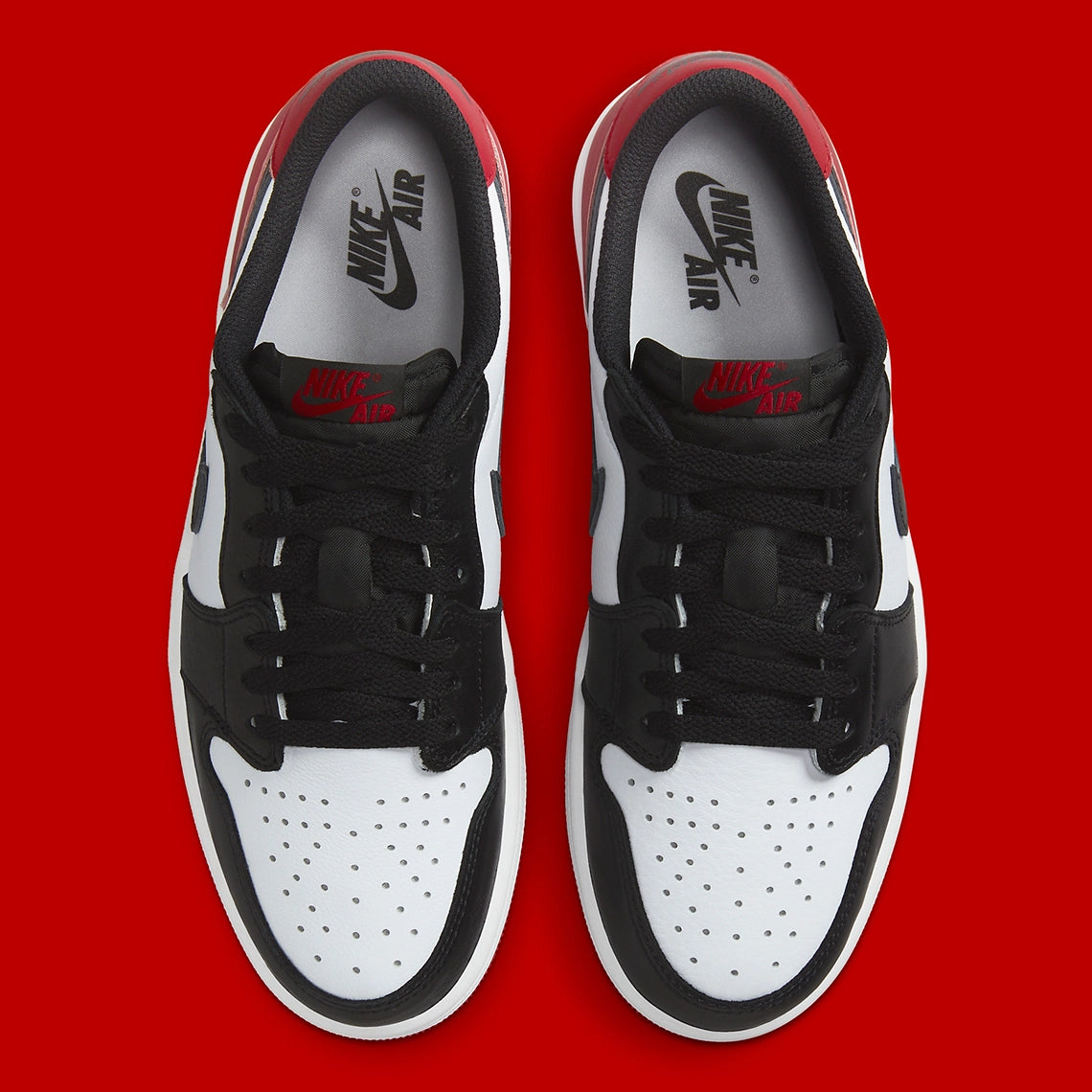 Jordan 1 Retro Low OG Black Toe (2023)