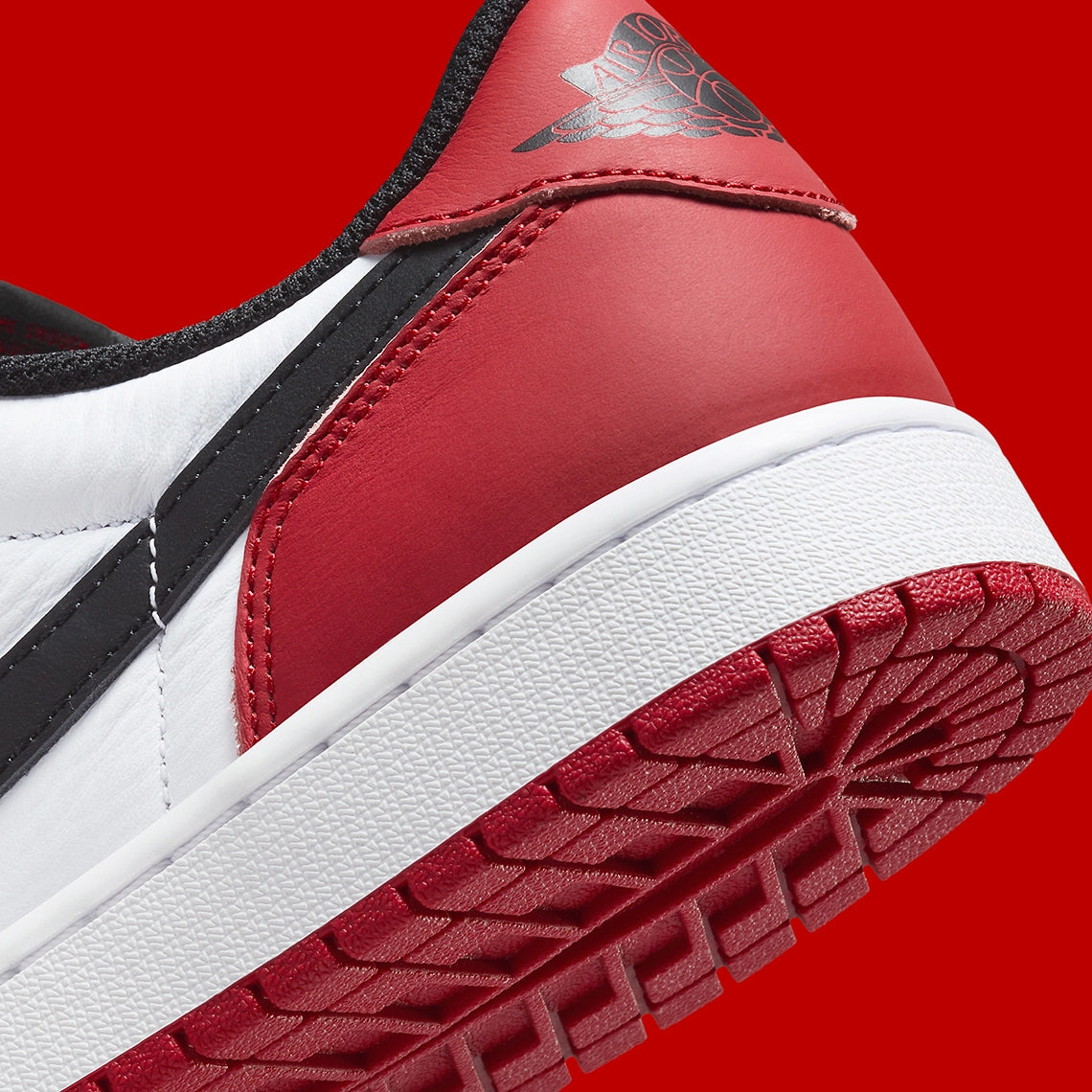 Jordan 1 Retro Low OG Black Toe (2023) - Sneakerhype