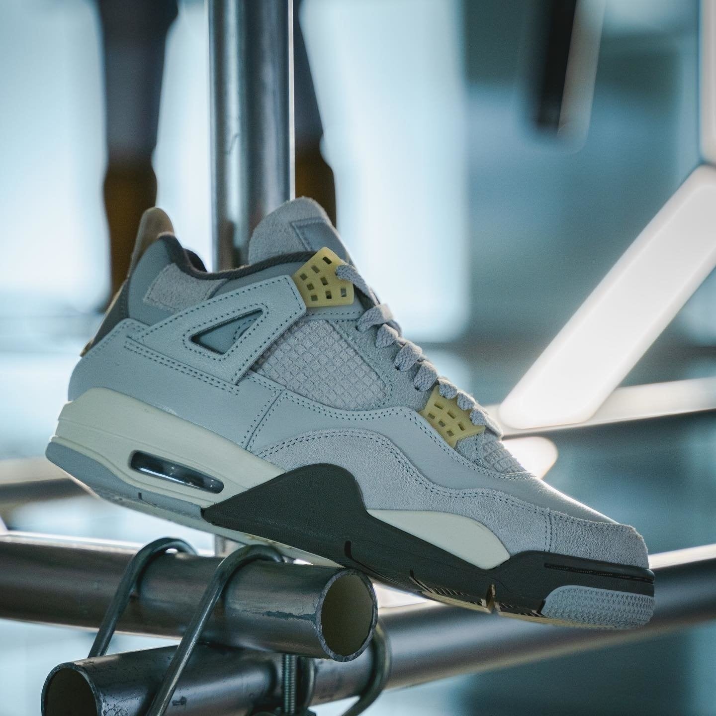 Jordan 4 SE 'Craft Photon Dust' - Sneakerhype