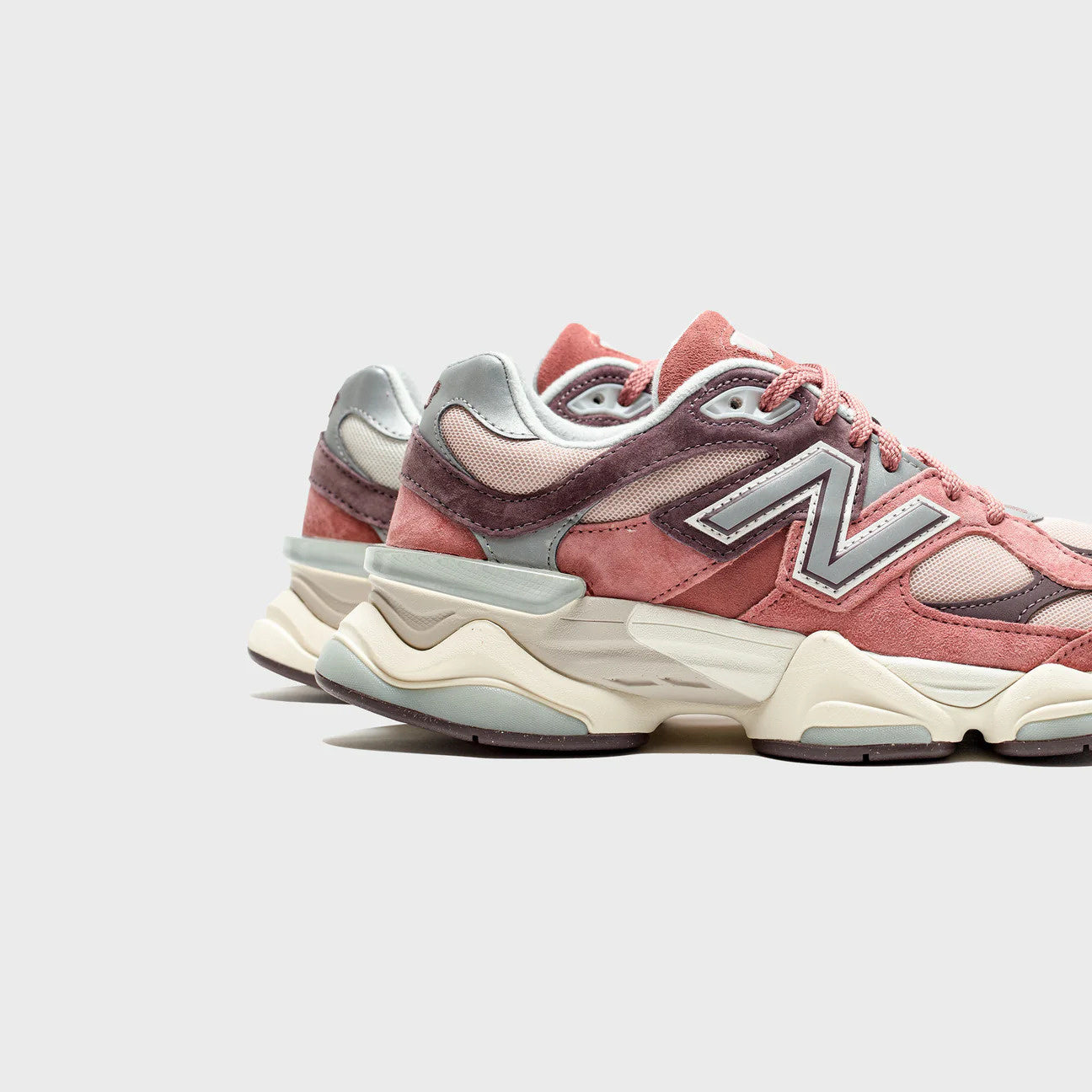 New Balance 9060 'Cherry Blossom' - Sneakerhype