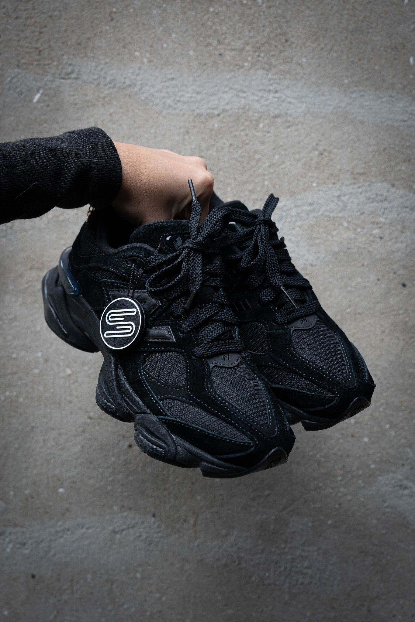 New Balance 9060 Triple Black