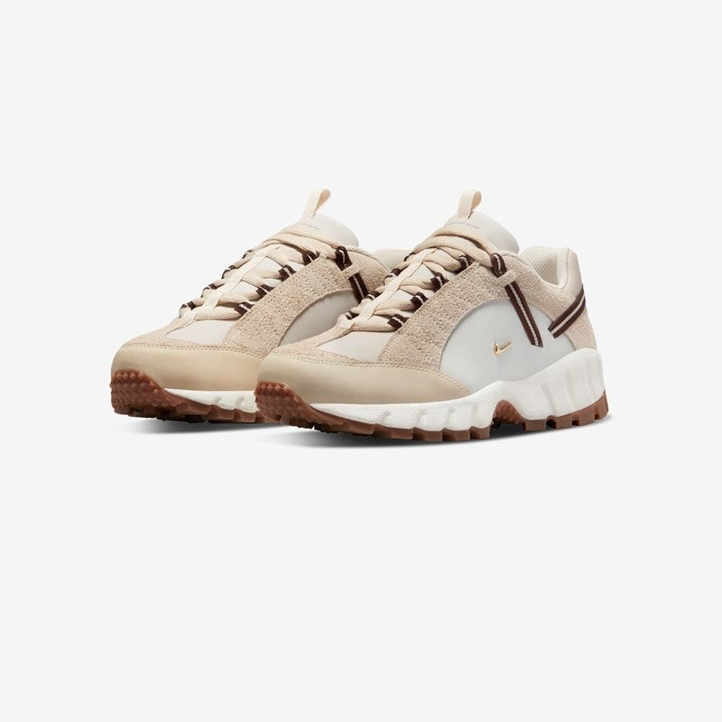 Nike Air Humara LX Jacquemus Light Bone Gold (W)