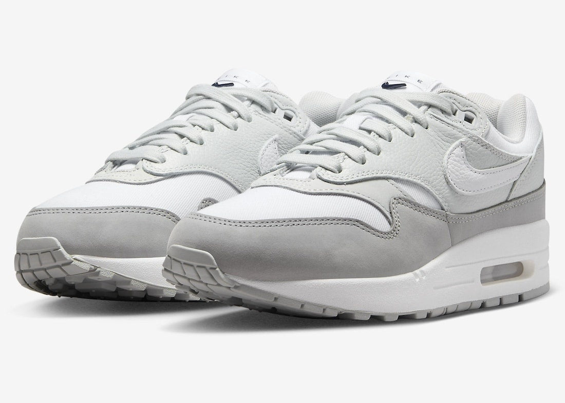 Air max light 2 white online