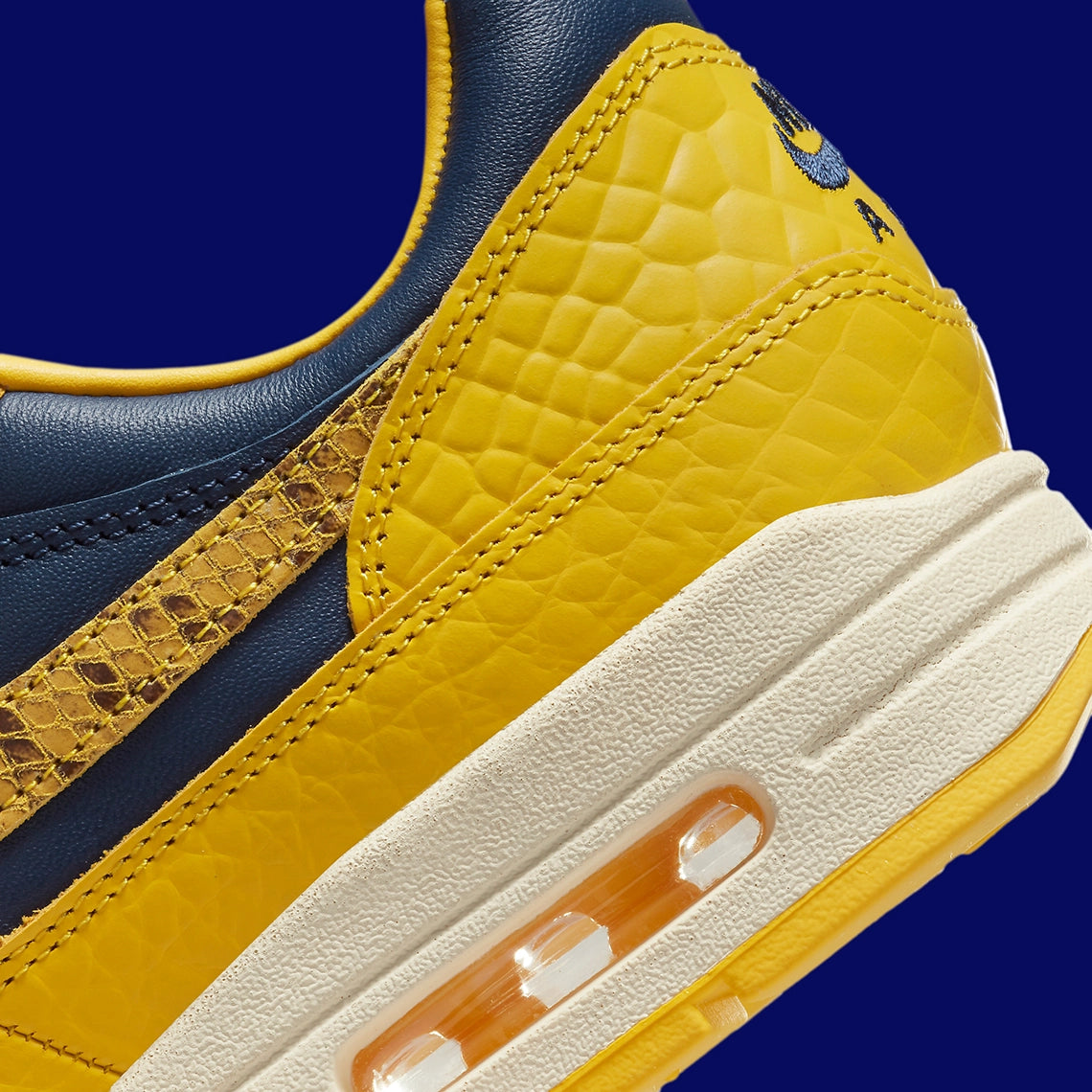 Nike Air Max 1 CO.JP Michigan Head to Head (W)