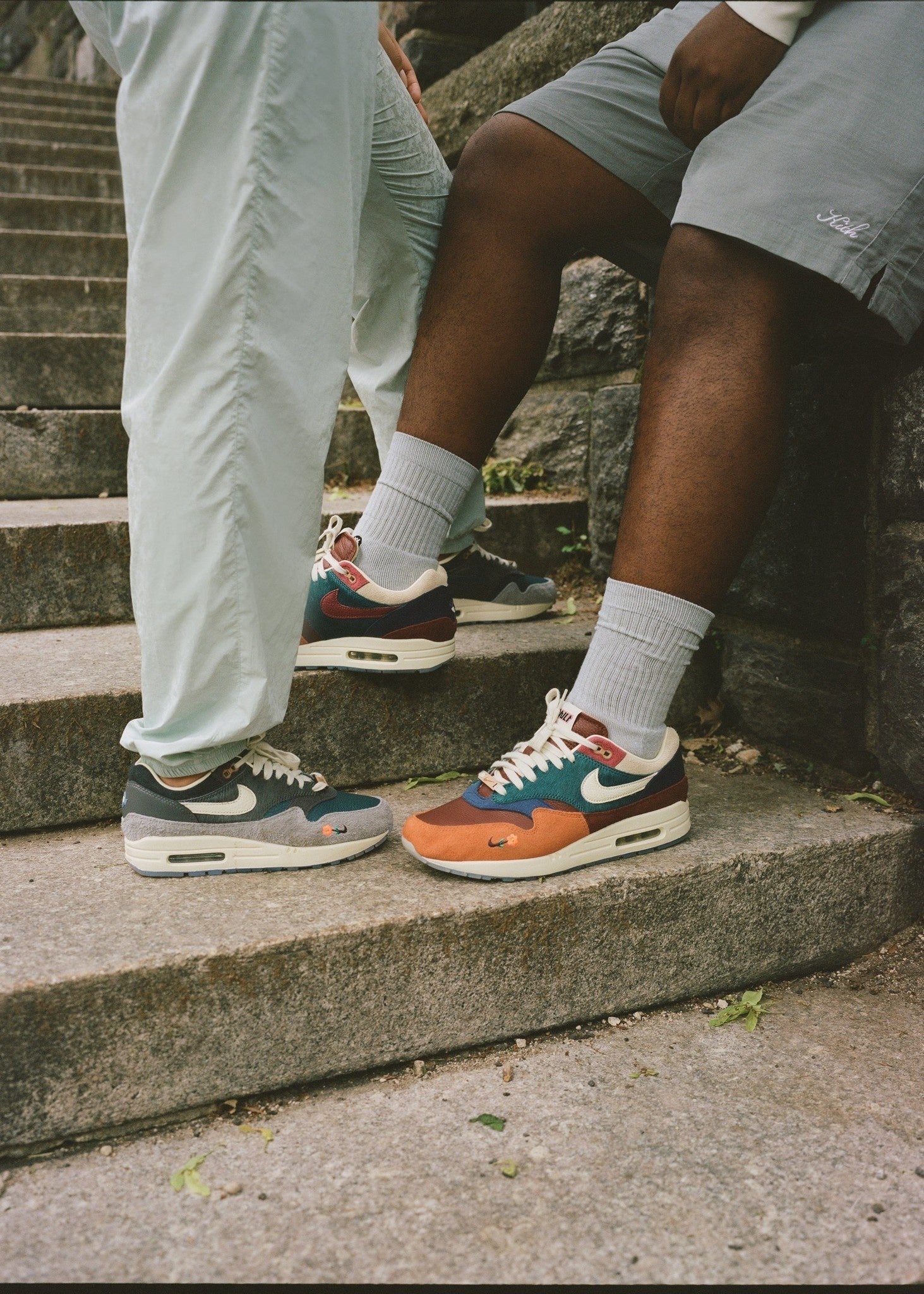 Nike air max 1 have a nike day on feet hotsell