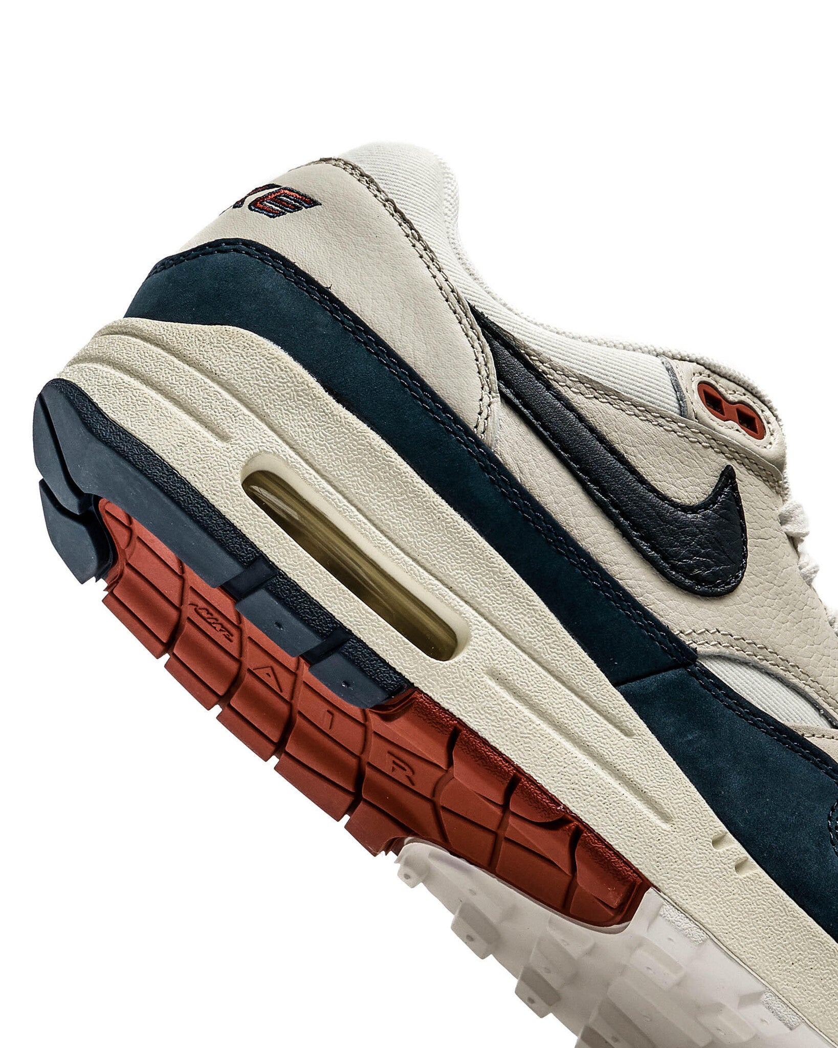 Nike Air Max 1 Obsidian Rugged LX (W)