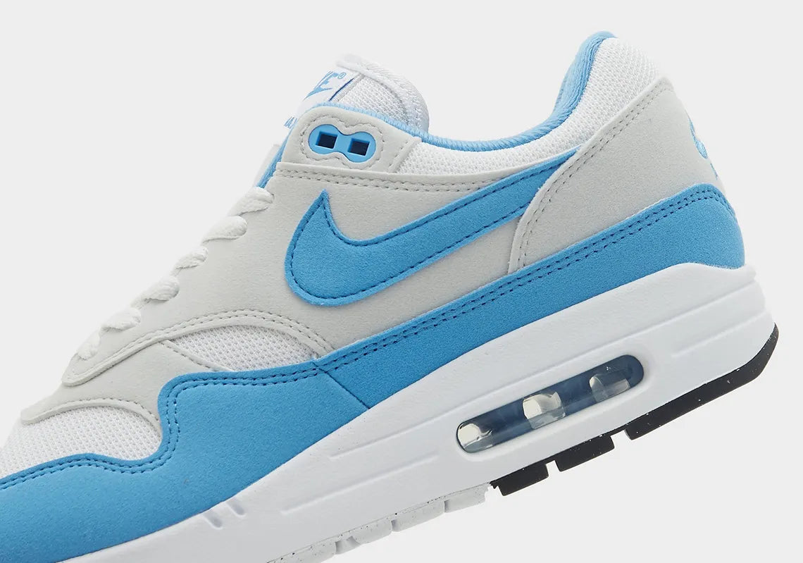 Baby blue nike air max on sale