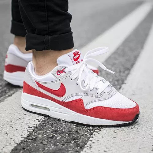 Nike Air Max 1 Womans University Red Big Bubble