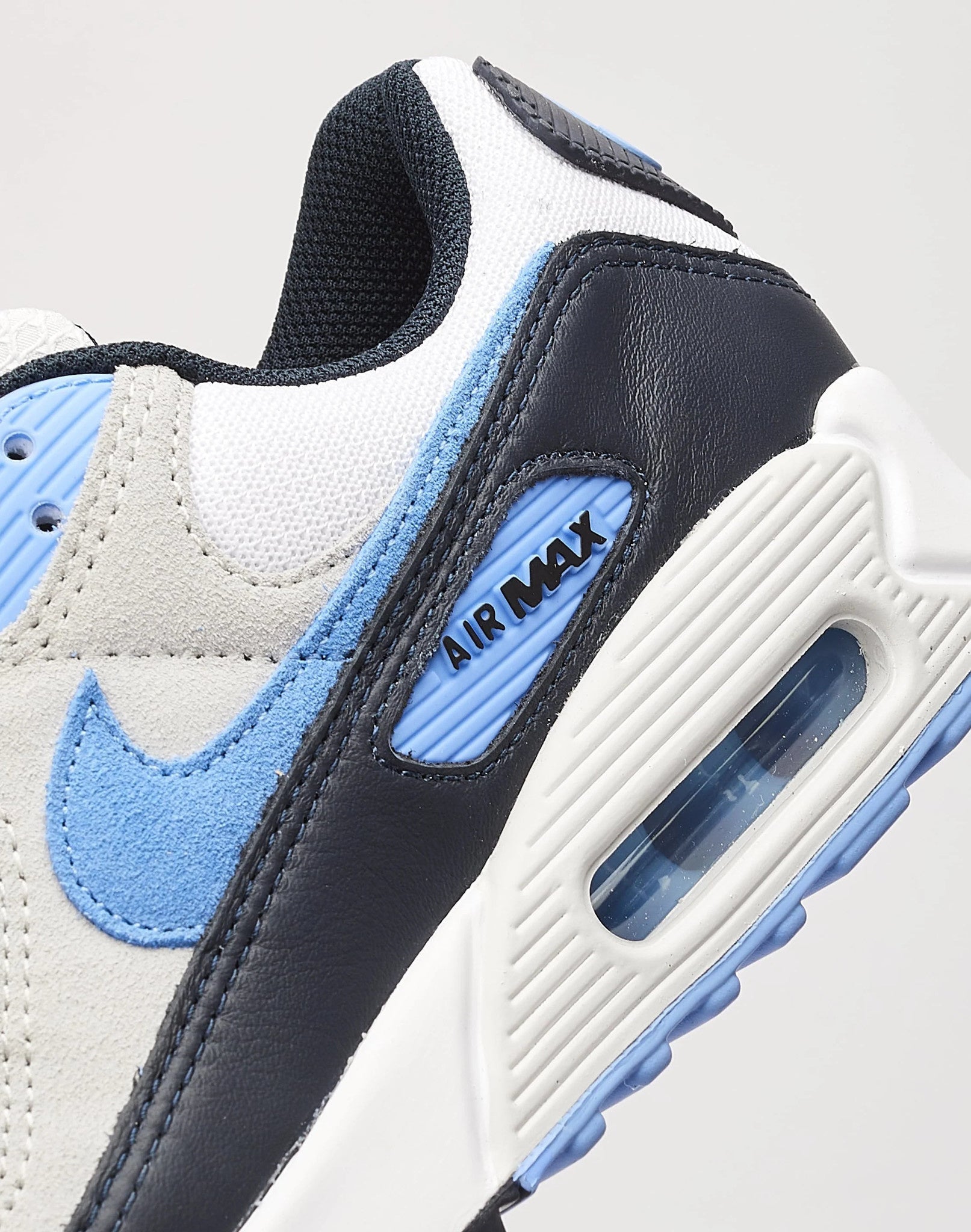 Nike air max 90 essential white/ pure platinum-university blue hotsell