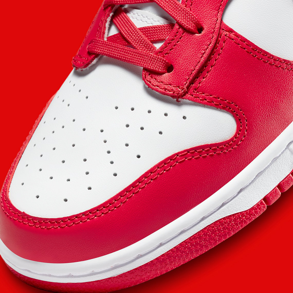 Nike Dunk High 'University Red' - Sneakerhype