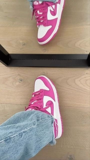 Nike Dunk Low 'Active Fuchsia' (GS) - Sneakerhype