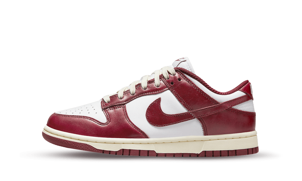 Nike Dunk Low ''PRM Team Red'' (W)