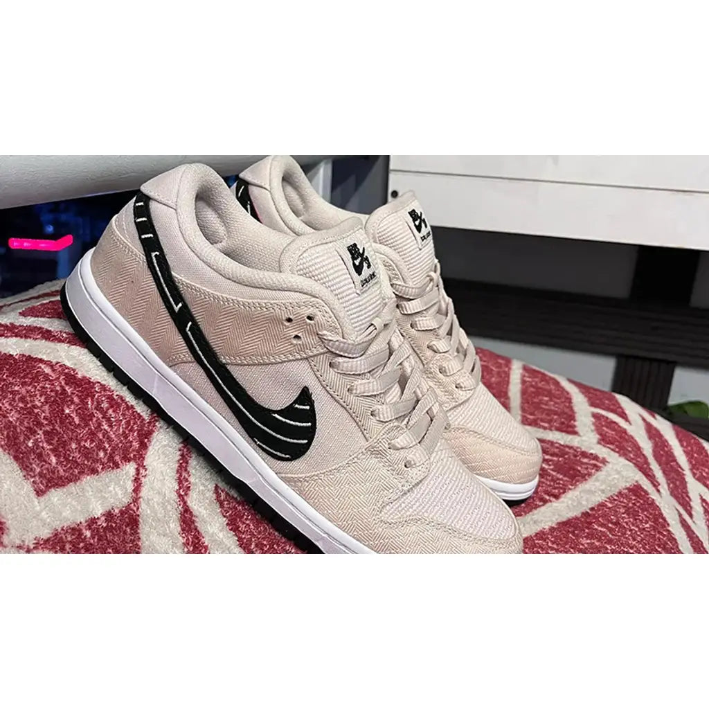 Nike SB Dunk Low Albino & Preto