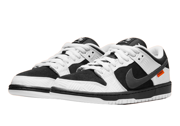 Nike SB Dunk Low TIGHTBOOTH