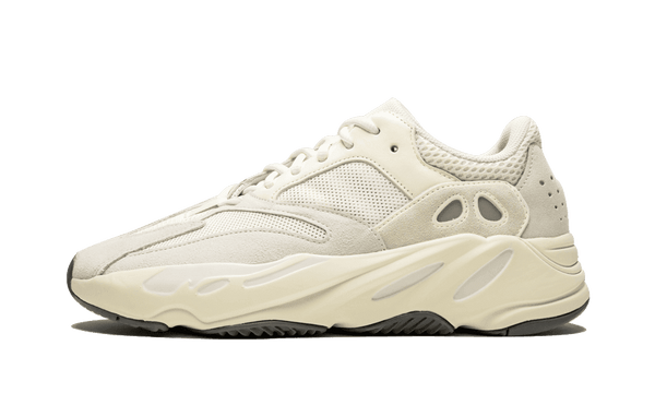 Are yeezy 700 v2 true to size on sale